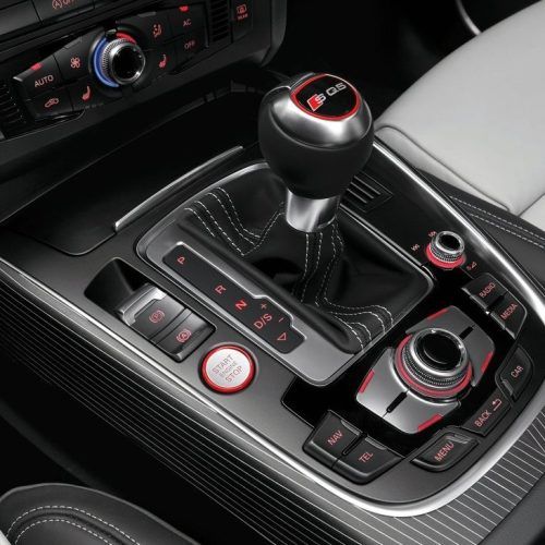 2013 Audi SQ5 TDI, First Model Uses Diesel Engine (Photo 6 of 13)