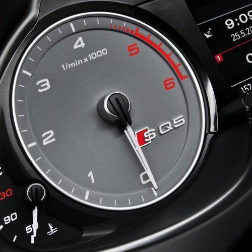 2013 Audi SQ5 TDI, First Model Uses Diesel Engine (Photo 12 of 13)