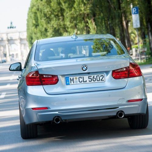 2013 BMW 3-Series Active Hybrid Review (Photo 9 of 15)