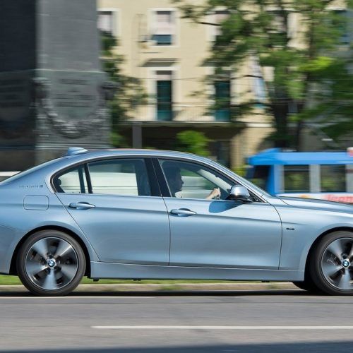 2013 BMW 3-Series Active Hybrid Review (Photo 10 of 15)