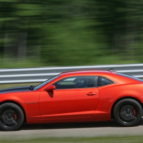 2013 Chevrolet Camaro 1LE Review (Photo 4 of 8)