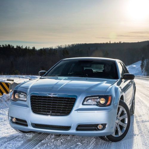2013 Chrysler 300 Glacier Price Review (Photo 5 of 5)