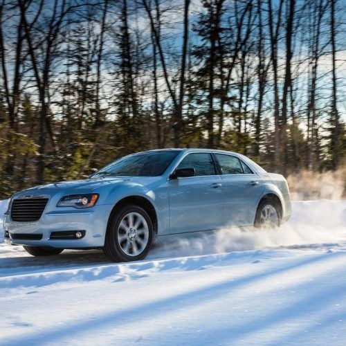 2013 Chrysler 300 Glacier Price Review (Photo 1 of 5)