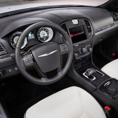 2013 Chrysler 300 Motown Edition Review (Photo 4 of 7)