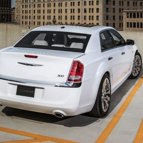 2013 Chrysler 300 Motown Edition Review (Photo 5 of 7)