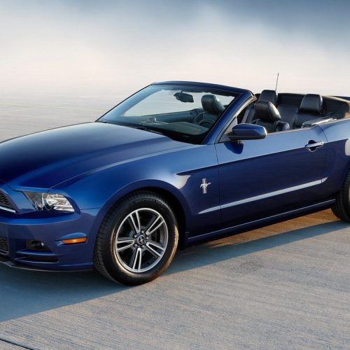 2013 Ford Mustang Aggressive Car Review (Photo 5 of 6)