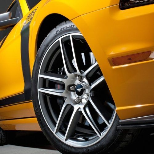 2013 Ford Mustang Boss 302 Strong Car Review (Photo 6 of 7)