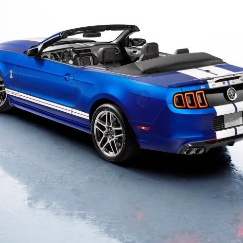 2013 Ford Mustang Shelby GT500 Convertible (Photo 4 of 6)