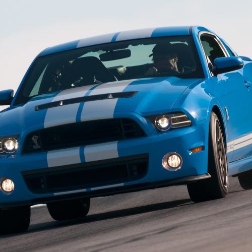 2013 Ford Mustang Shelby GT500 (Photo 34 of 47)