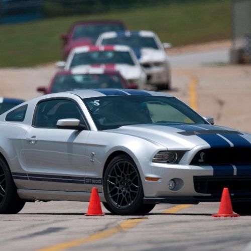 2013 Ford Mustang Shelby GT500 Review (Photo 4 of 27)