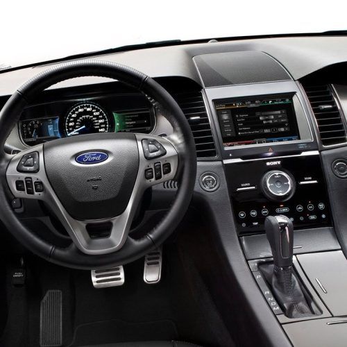 2013 Ford Taurus SHO Review (Photo 10 of 17)