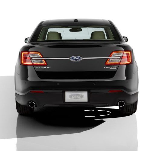 2013 New Ford Taurus  : More Technology Concept (Photo 8 of 12)