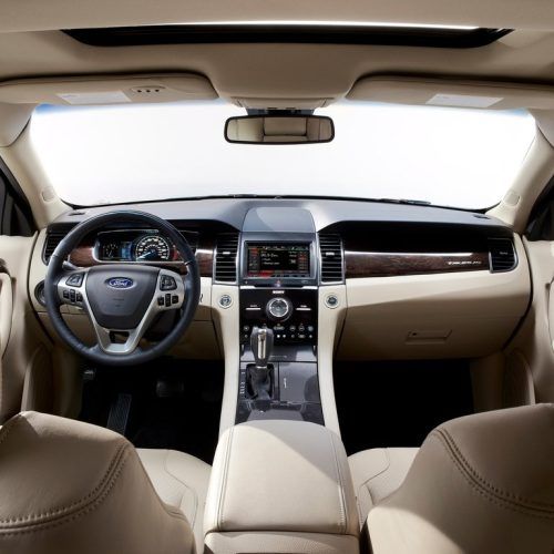 2013 New Ford Taurus  : More Technology Concept (Photo 5 of 12)