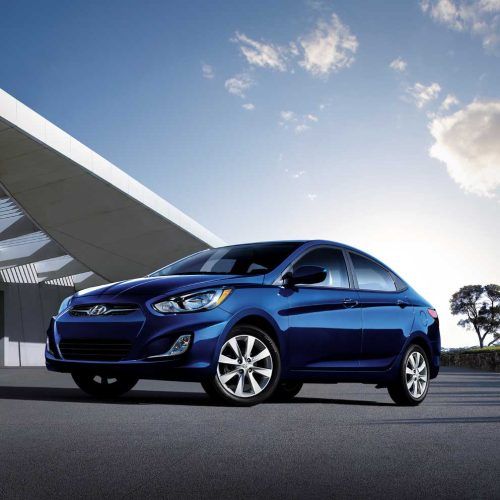 2013 Hyundai Accent Price is $14.545 (Photo 1 of 18)