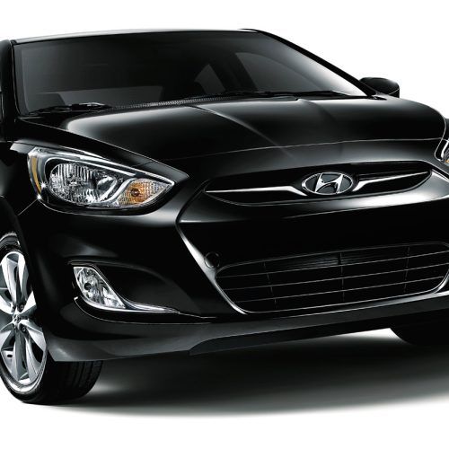 2013 Hyundai Accent Price is $14.545 (Photo 4 of 18)