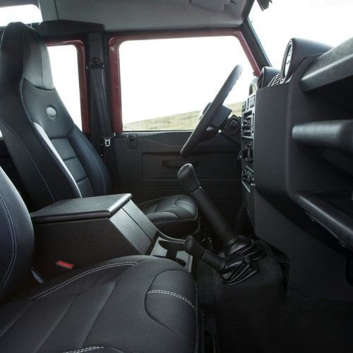 2013 Land Rover Defender Review and Photo (Photo 4 of 7)