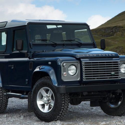 2013 Land Rover Defender Review and Photo (Photo 6 of 7)