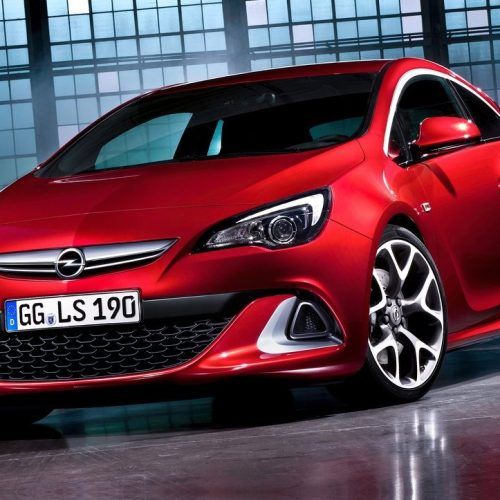 2013 Opel Astra OPC Specs, Price, and Review (Photo 3 of 16)