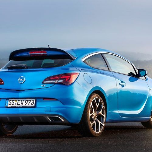 2013 Opel Astra OPC Specs, Price, and Review (Photo 11 of 16)