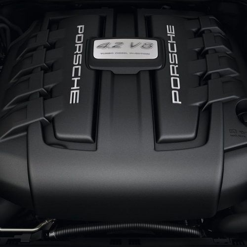2013 Porsche Cayenne S Diesel Review (Photo 1 of 4)