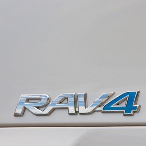 2013 Toyota RAV4 EV Electric Cars 2012 (Photo 5 of 21)