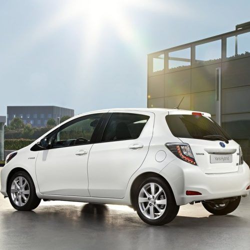 2013 Toyota Yaris Hybrid Concept Review (Photo 2 of 3)