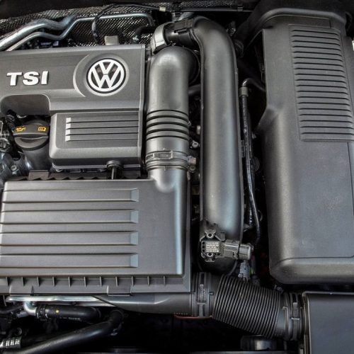 2013 Volkswagen Jetta Hybrid Review (Photo 1 of 9)