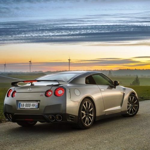 2013 Nissan GT-R Price Review (Photo 5 of 9)