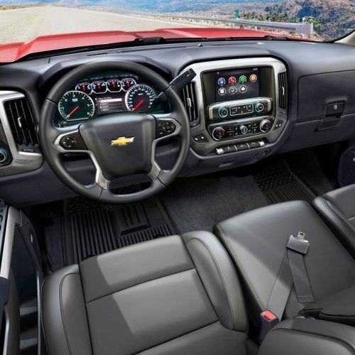 2014 Chevrolet Silverado Review (Photo 3 of 7)