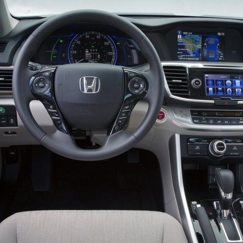 2014 Honda Accord PHEV Hybrid Car (Photo 6 of 15)