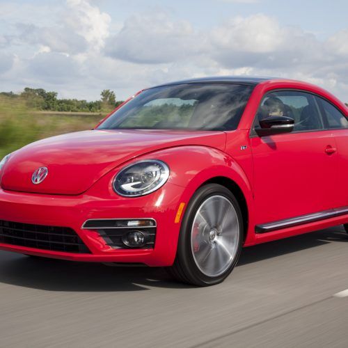 2014 Volkswagen Beetle R-Line (Photo 9 of 13)