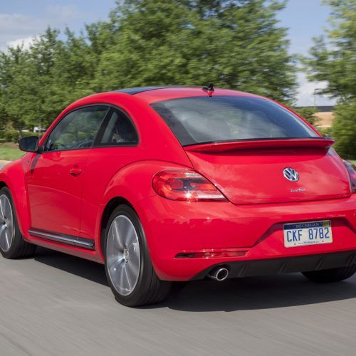 2014 Volkswagen Beetle R-Line (Photo 10 of 13)