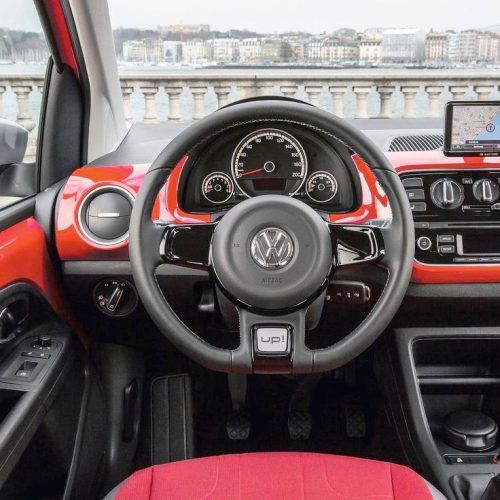 Volkswagen Cross Up (2014) Price : € 13.925 (Photo 3 of 7)