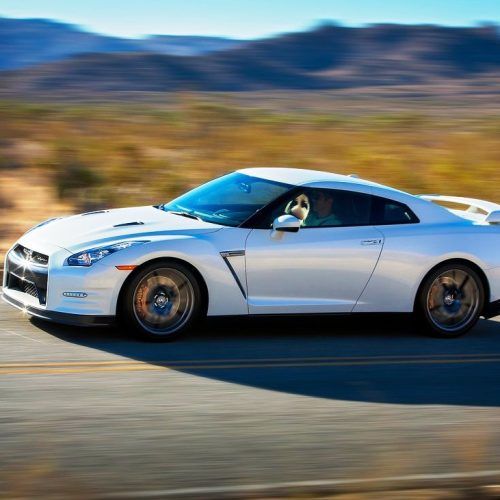 2014 Nissan GT-R Price Review (Photo 4 of 6)