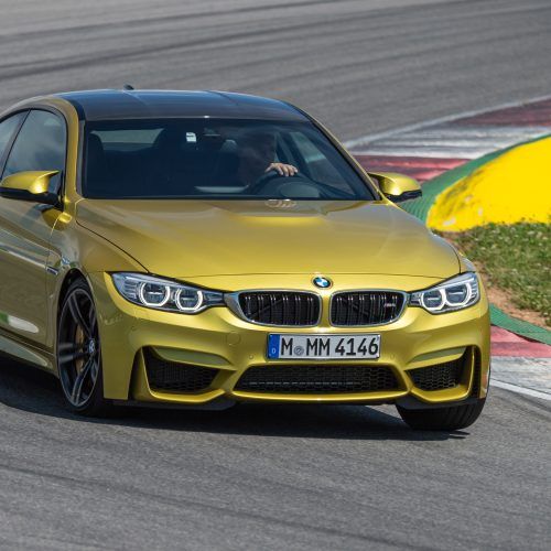 2015 BMW M4 Coupe (Photo 16 of 41)