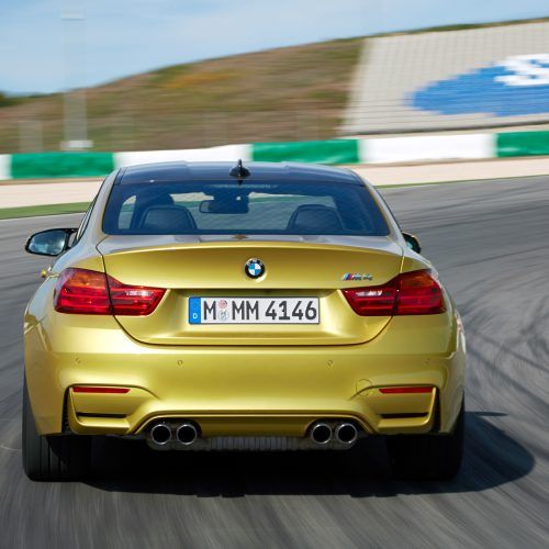 2015 BMW M4 Coupe (Photo 19 of 41)