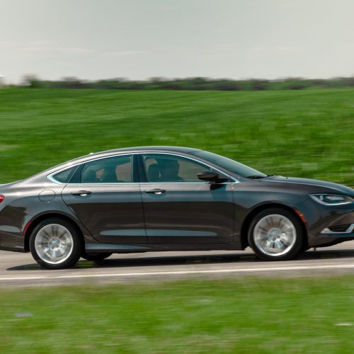 2015 Chrysler 200 Limited (Photo 15 of 19)