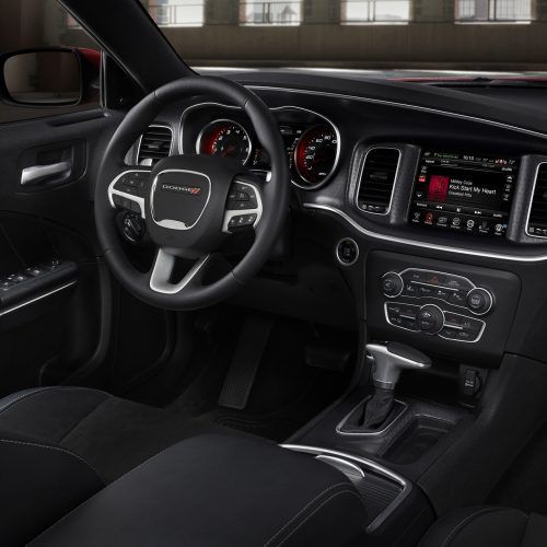 2015 Dodge Charger (Photo 30 of 39)