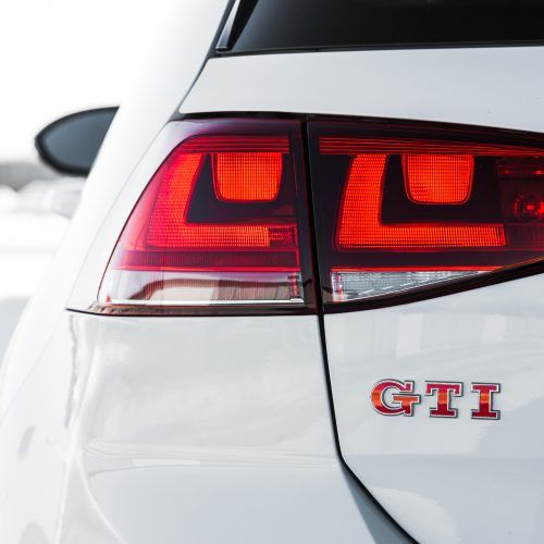 2015 Volkswagen Golf GTI (Photo 41 of 55)