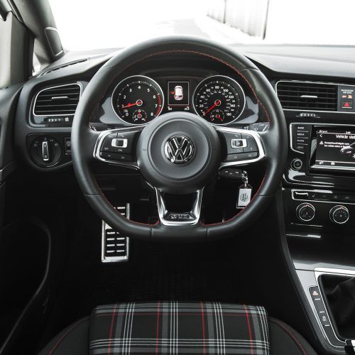 2015 Volkswagen Golf GTI (Photo 1 of 55)
