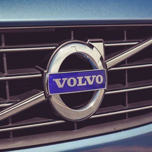 2015 Volvo V60 (Photo 14 of 38)
