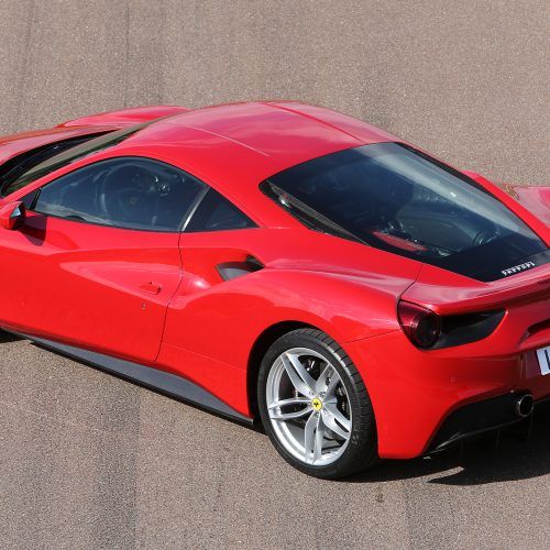 2016 Ferrari 488GTB (Photo 23 of 34)