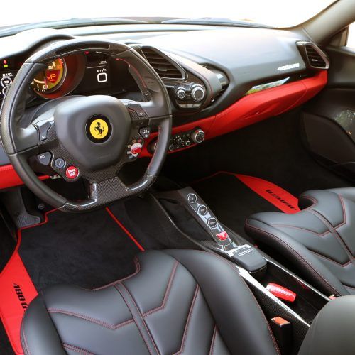 2016 Ferrari 488GTB (Photo 33 of 34)