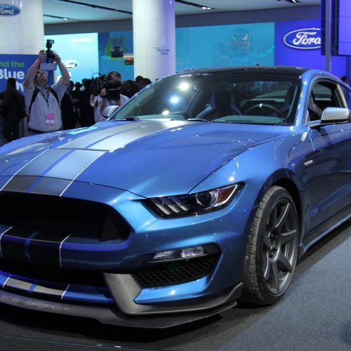 2016 Ford Mustang Shelby GT350 / GT350R (Photo 20 of 47)
