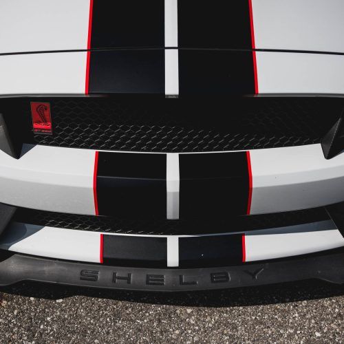 2016 Ford Mustang Shelby GT350 / GT350R (Photo 27 of 47)