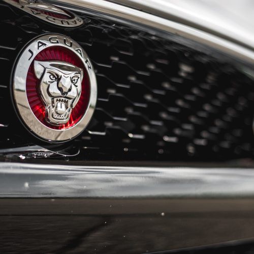 2016 Jaguar F-TYPE S (Photo 2 of 23)