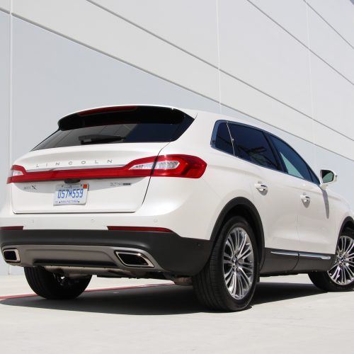 2016 Lincoln MKX (Photo 15 of 18)