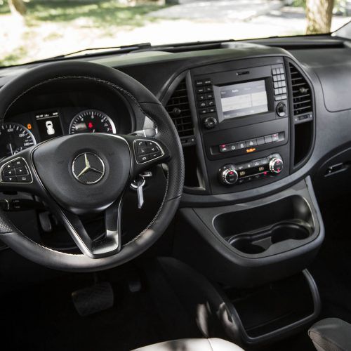 2016 Mercedes-Benz Metris (Photo 4 of 30)