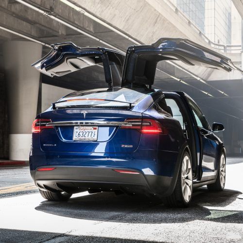 2016 Tesla Model X (Photo 7 of 13)