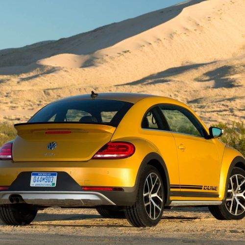 2016 Volkswagen Beetle Dune (Photo 32 of 32)